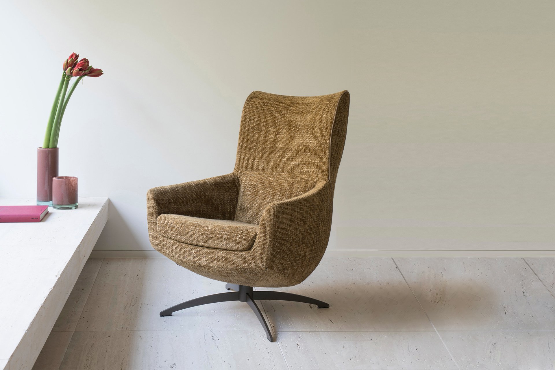 Griffon armchair : Armchairs Armchairs : Griffon armchair