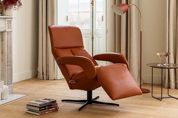 jori lounge chair